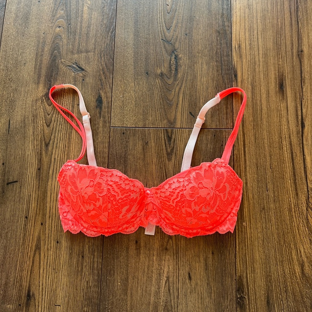 ✨Victoria’s Secret PINK Bra 32B
